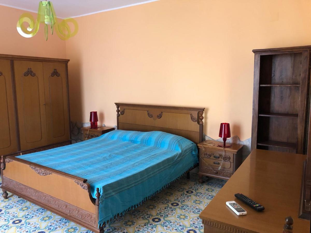 B&B Villa Zia Febronia Patti Bagian luar foto