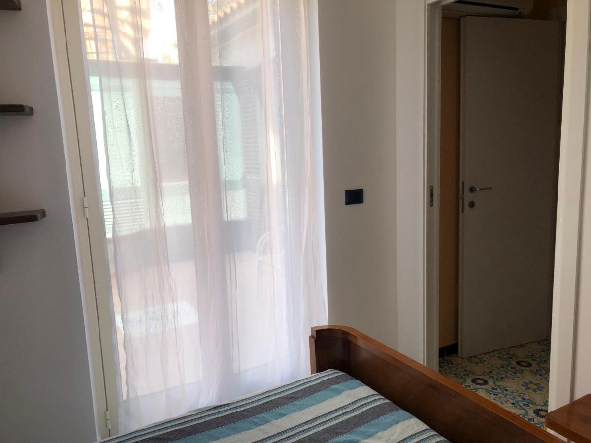 B&B Villa Zia Febronia Patti Bagian luar foto
