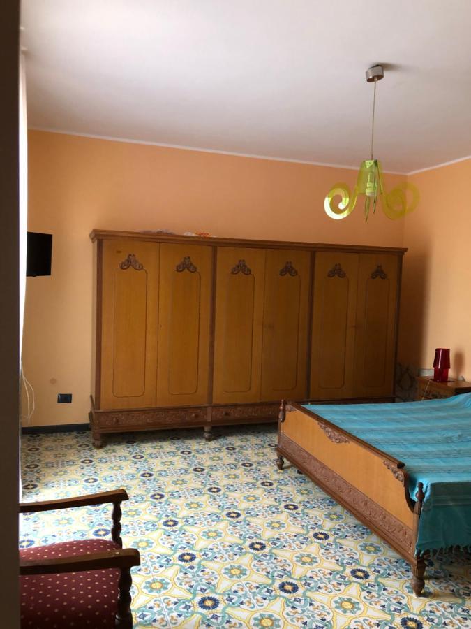 B&B Villa Zia Febronia Patti Bagian luar foto