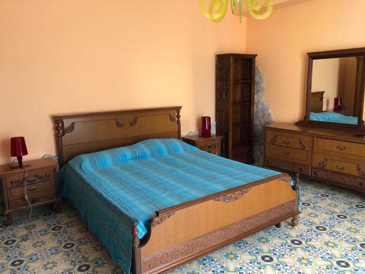 B&B Villa Zia Febronia Patti Bagian luar foto