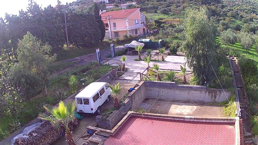 B&B Villa Zia Febronia Patti Bagian luar foto