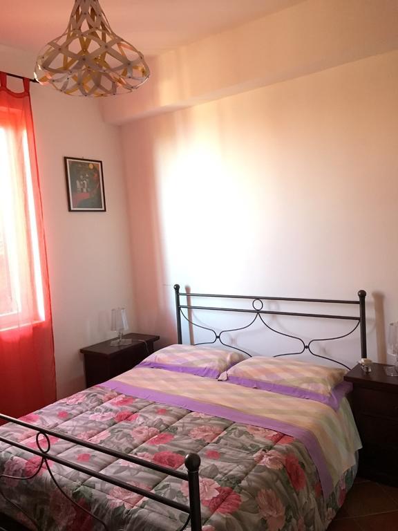 B&B Villa Zia Febronia Patti Bagian luar foto